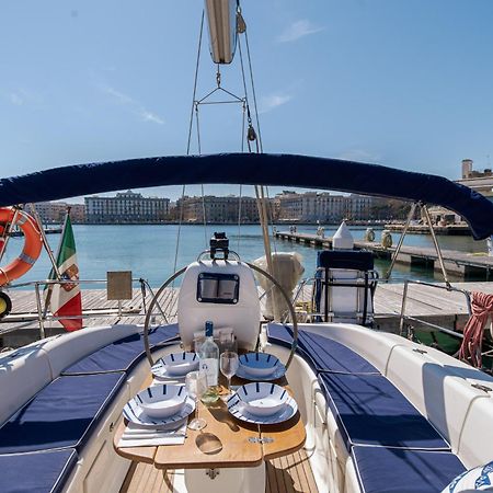 Charming Sailing Boat - Le Dimore Di Ines Bari Dış mekan fotoğraf